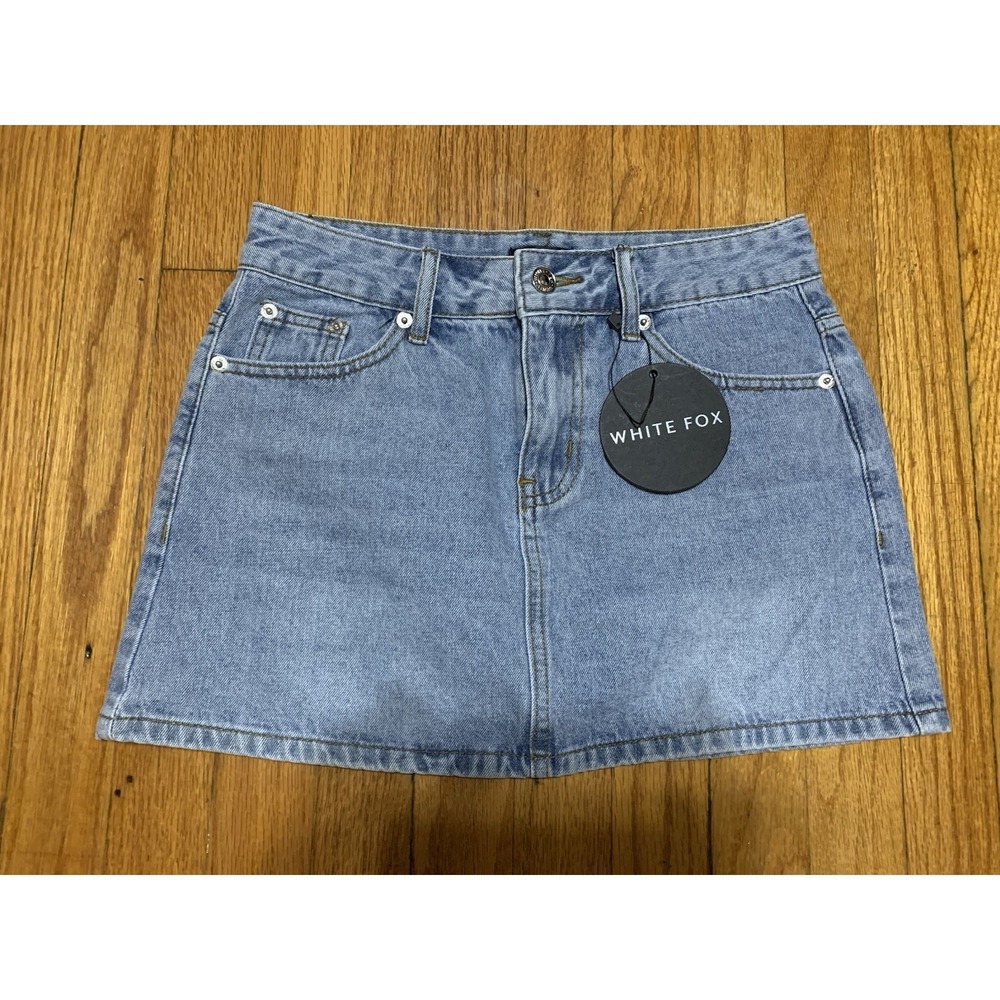 White Fox NWT Women's XS Denim Skirt